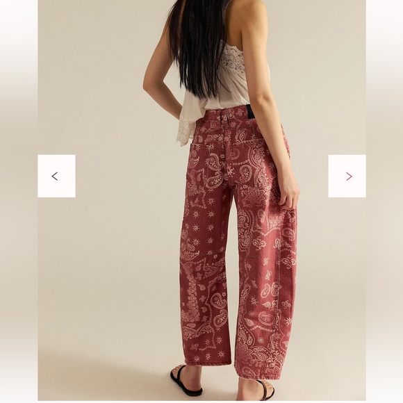 Free People We The Free Good Luck Printed Barrel Jean Size 28 Rust Combo NWT - Picture 3 of 7